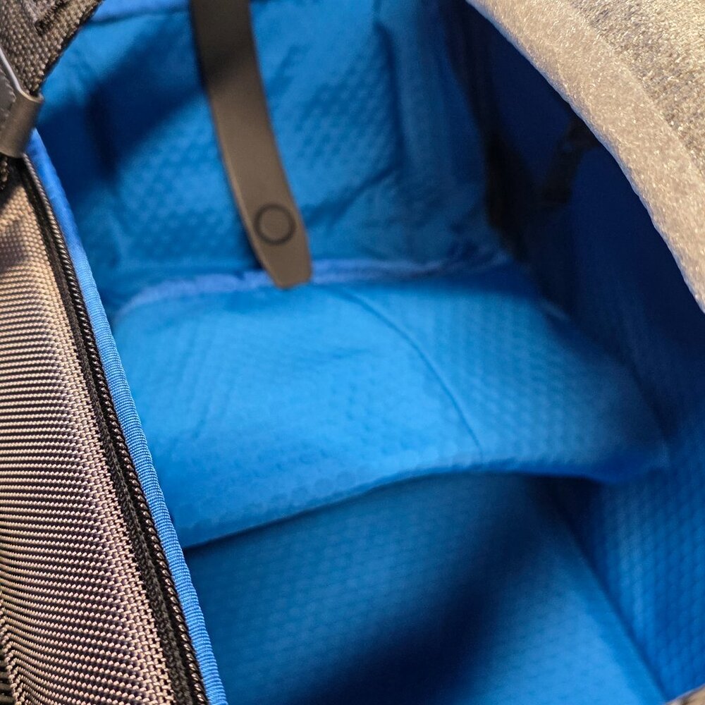 TUMI - Alpha Bravo Mason Duffel - Medium Travel Duffel Bag - NEW! - Picture 14 of 15